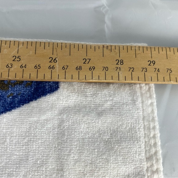 Vintage new condition Spring bath abstract 90s Geometric Pattern hand Towels x 2 - Picture 2 of 7